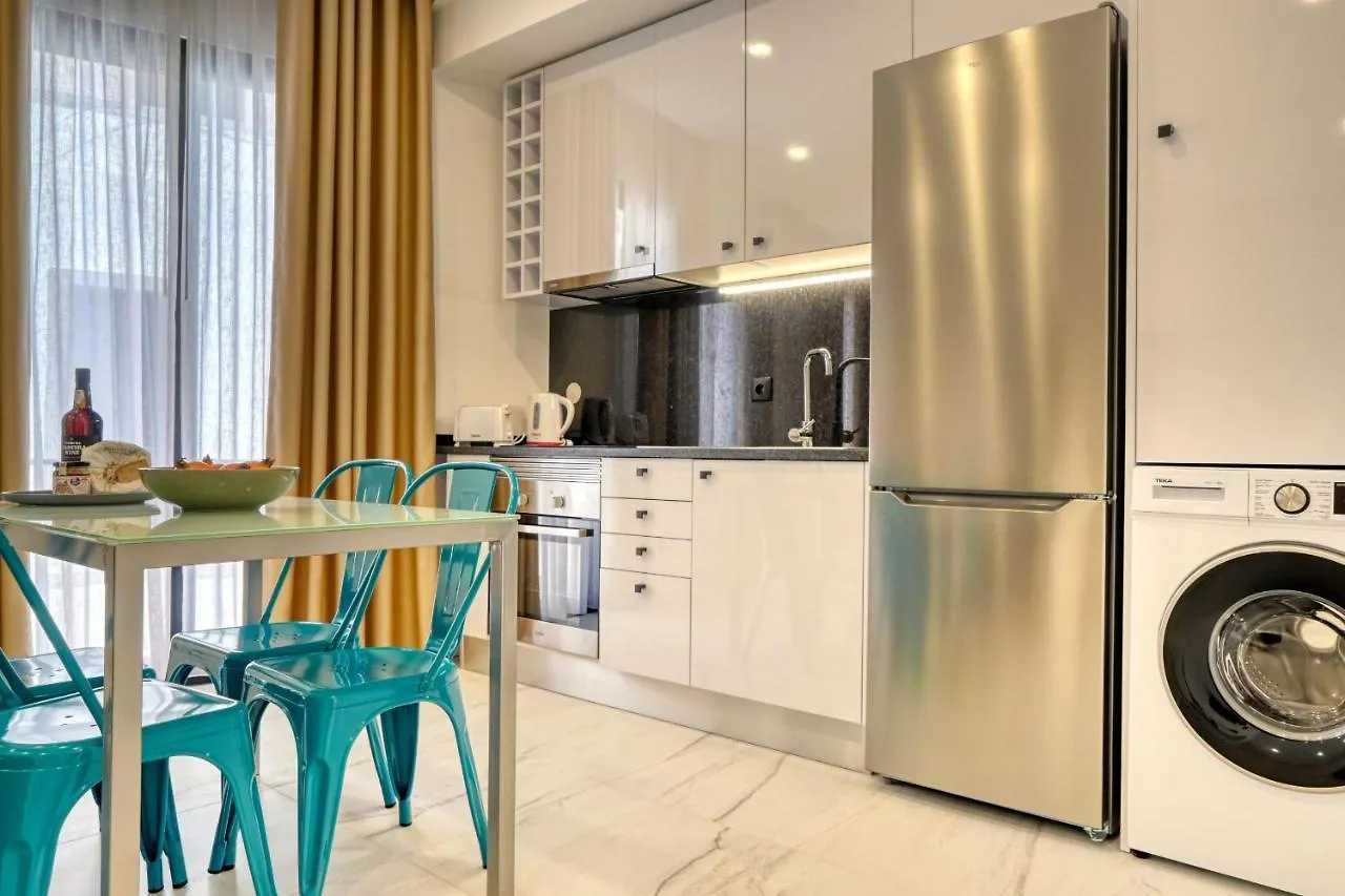 Beco Santa Emilia 2F, A Home In Madeira Funchal  Funchal (Madeira)