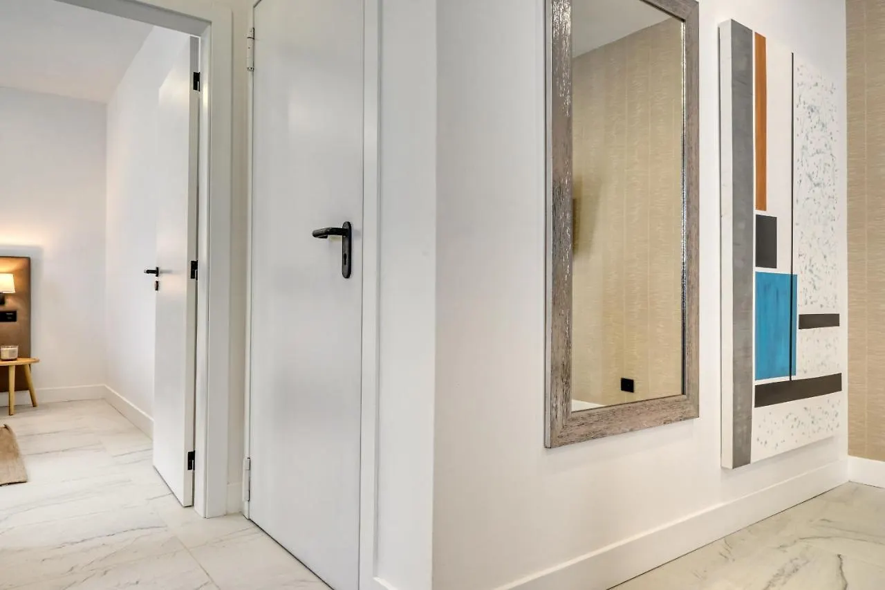 Beco Santa Emilia 2F, A Home In Madeira Funchal  Portugal