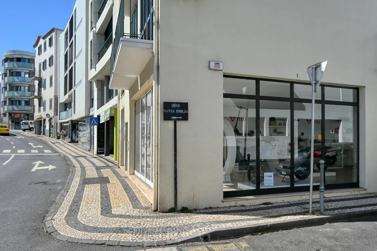 Beco Santa Emilia 2F, A Home In Madeira Funchal