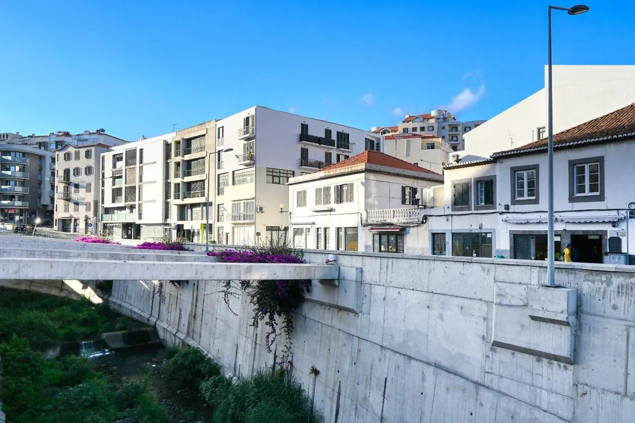 Beco Santa Emilia 2F, A Home In Madeira Funchal  Portugal